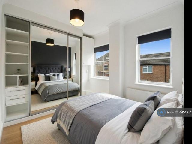 The Burroughs, London, NW4 1 bed flat to rent £1,900 pcm £438 pw