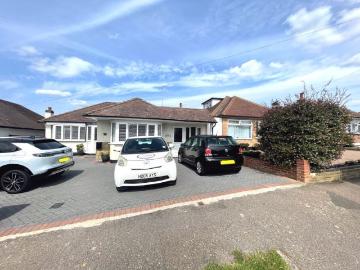 The Byway, Potters Bar EN6, 1 bed flat to rent, £1,225 pcm | PrimeLocation