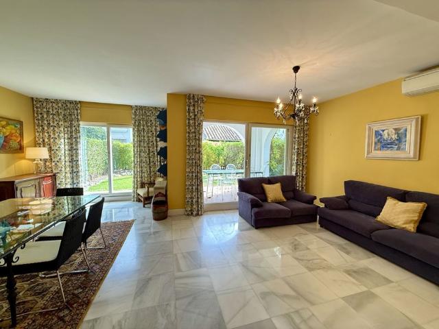 Semi Detached House in The Golden Mile