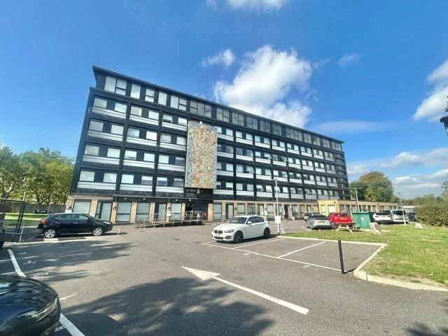 The Gore, Basildon, SS14 1 bed flat to rent £1,175 pcm £271 pw