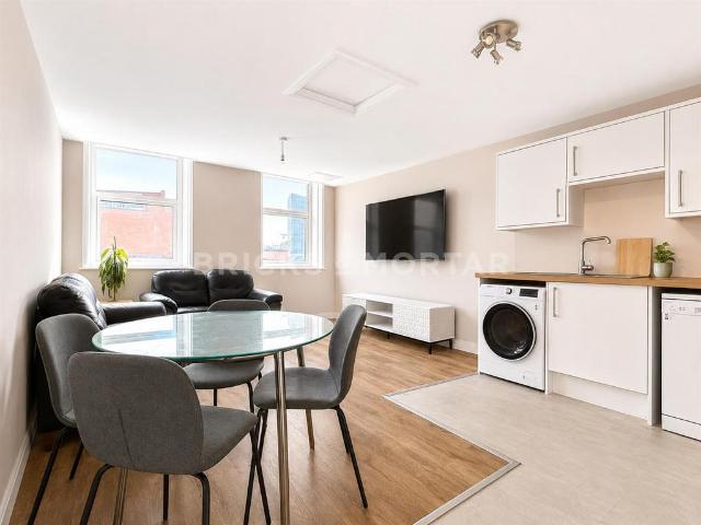 The Gatehouse, Newcastle Upon Tyne NE1 3 bed apartment to rent £1,885 pcm £435 pw