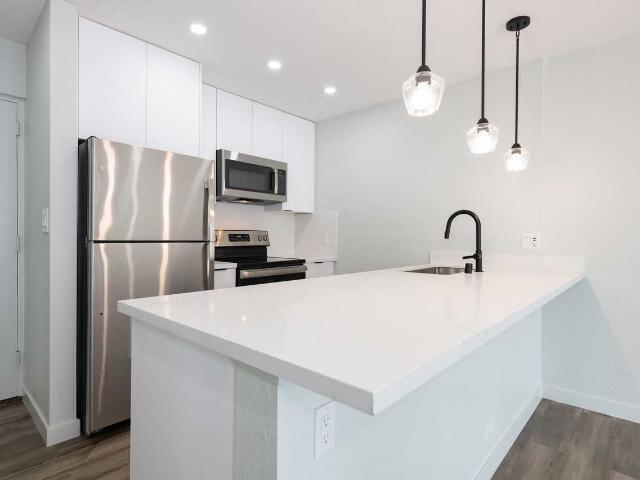 The Gateway Studio Apartment for Rent at 460 Davis Ct, San Francisco, CA 94111 Financial District