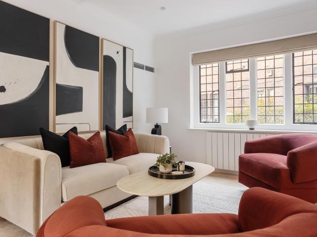The Gateways, London, SW3 | £12,500 PCM | To let