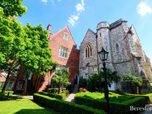 The Galleries, Warley, CM14 2 bed apartment to rent £1,950 pcm £450 pw