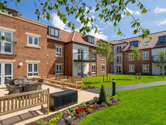 The Garth, Whitby YO21 2 bed retirement property to rent £2,125 pcm £490 pw