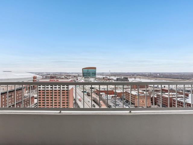 The Gentry's Landing 1 Bedroom Apartment for Rent at 400 North 4th Street, St. Louis, MO 63102 Downtown St. Louis
