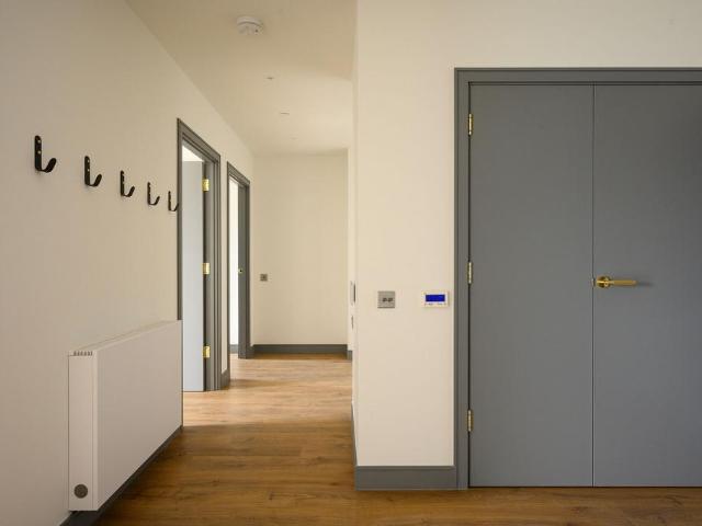 The Gessner, 3 Watermead Way. 2 bed flat to rent £2,720 pcm £628 pw