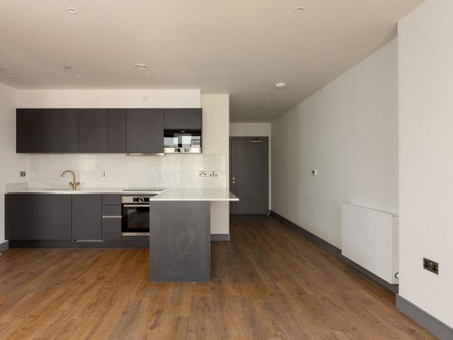 The Gessner, 3 Watermead Way. Studio to rent £2,155 pcm £497 pw
