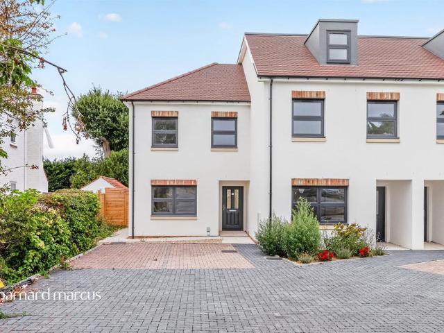 The Glade, CROYDON 3 bed house to rent £2,800 pcm £646 pw