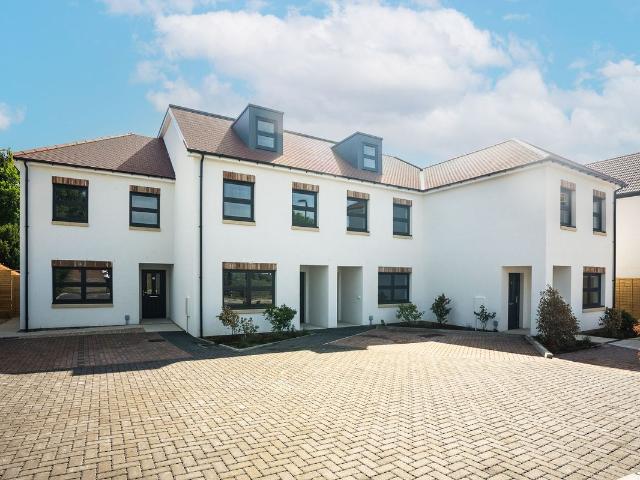 The Glade, Croydon CR0, 4 bed terraced house to rent, £3,300 pcm | PrimeLocation