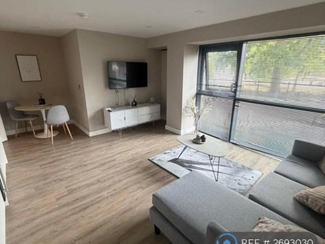 The Glass House, Hull, HU1 1 bed flat to rent £1,000 pcm £231 pw