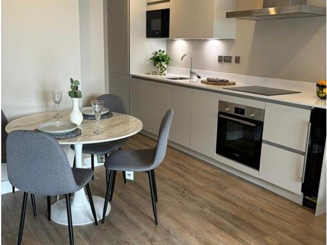 The Glass House, Hull HU1, 2 bed flat to rent, £1,450 pcm | PrimeLocation