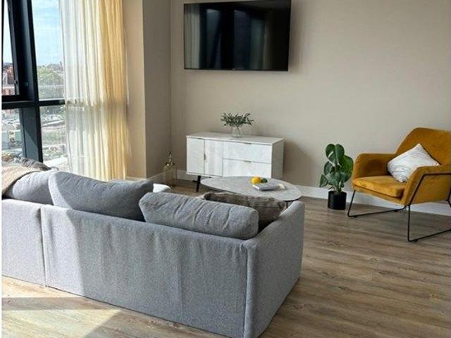 The Glass House, Hull HU1, 2 bed flat to rent, £1,600 pcm | PrimeLocation