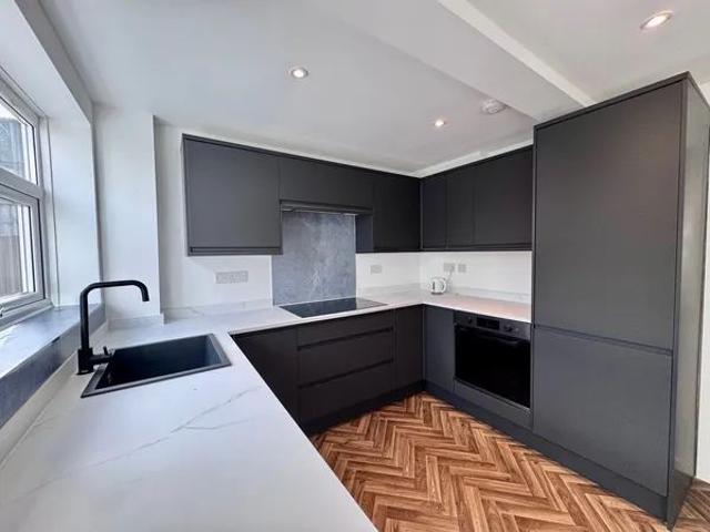 The Glen, Clifton, NG11, Property for rent