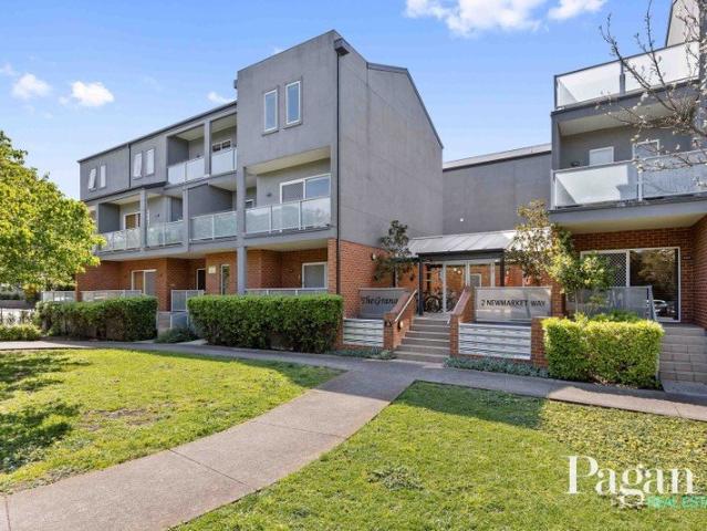 THE GRANGE Exceptional Space, Top Floor Position & Newmarket Convenience