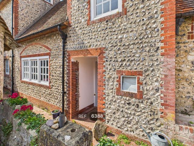 The Grange Flat, The Green, Rottingdean, Brighton BN2, 5 bed flat to rent, £1,995 pcm | PrimeLocation