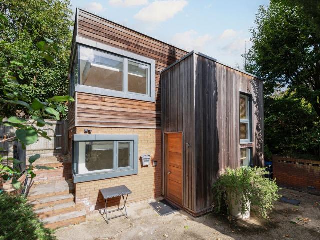 The Grange, London SW19, 2 bed detached house to rent, £3,300 pcm | PrimeLocation