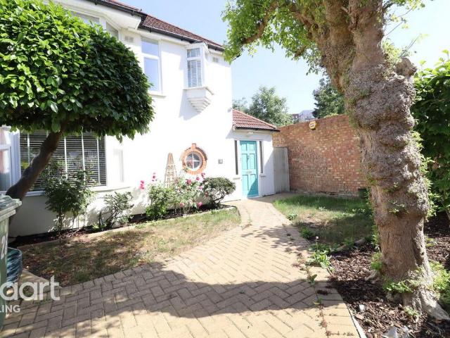 The Grange, WEMBLEY 3 bed semi detached house to rent £2,850 pcm £658 pw