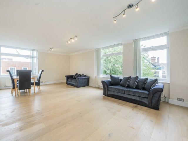 The Grange, Wimbledon SW19, 2 bed flat to rent, £2,850 pcm | PrimeLocation