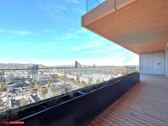 THE GREENVIEW TOWER LUXURY LIVING auf 6* NIVEAU mit FULLSERVICE GRANDIOSEM WEITBLICK 30m² BALKON 25. vorletzte ETAGE INFINITYPOOL WELLNESS GARAGE