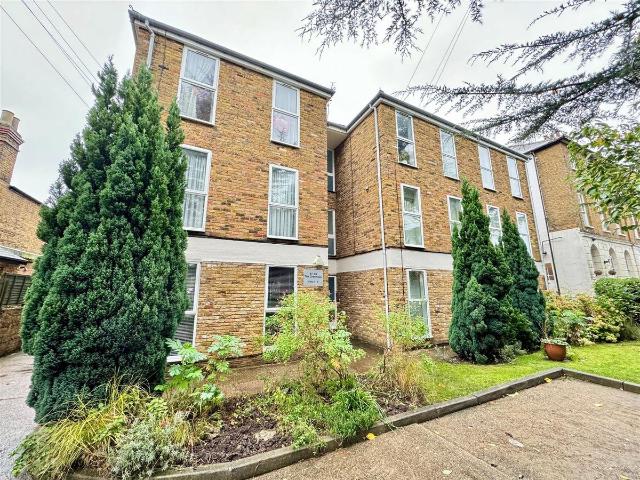 The Greenway, Uxbridge UB8, 1 bed flat to rent, £1,500 pcm | PrimeLocation