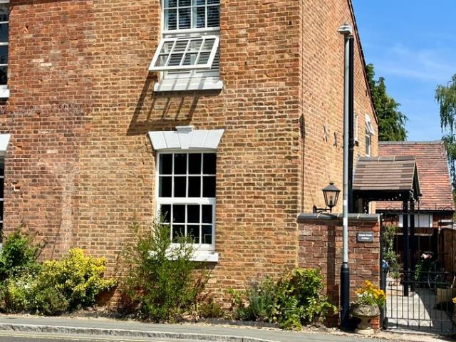 The Green, Dunchurch CV22, 2 bed cottage to rent, £1,275 pcm | PrimeLocation