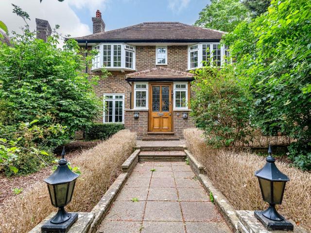 The Green, Hove, East Sussex BN3, 6 bed detached house to rent, £4,500 pcm | PrimeLocation
