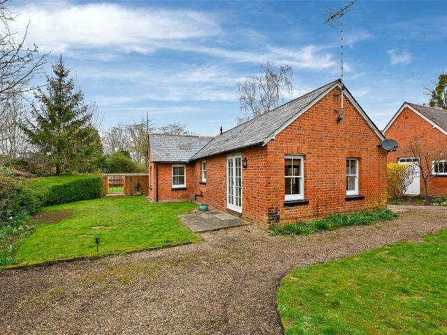 The Green, Holyport, Maidenhead, Berkshire SL6, 2 bed detached house to rent, £1,975 pcm | PrimeLocation