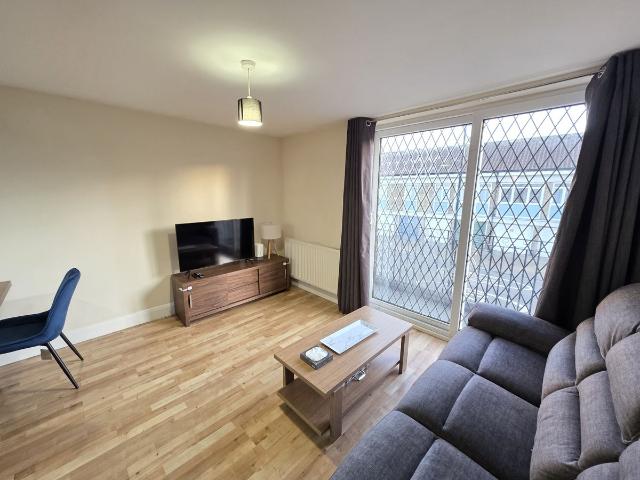 The Green, London E15, 4 bed terraced house to rent, £2,950 pcm | PrimeLocation