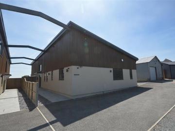 The Green, White Notley, Witham CM8, 4 bed detached house to rent, £2,500 pcm | PrimeLocation
