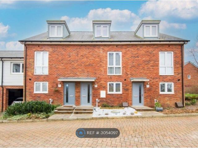 The Green, Tunbridge Wells TN2, 3 bed terraced house to rent, £2,200 pcm | PrimeLocation