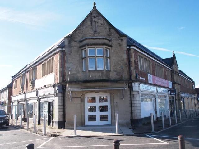 The Grosvenor House, Moortown, Leeds, West Yorkshire LS17, 2 bed flat to rent, £975 pcm | PrimeLocation