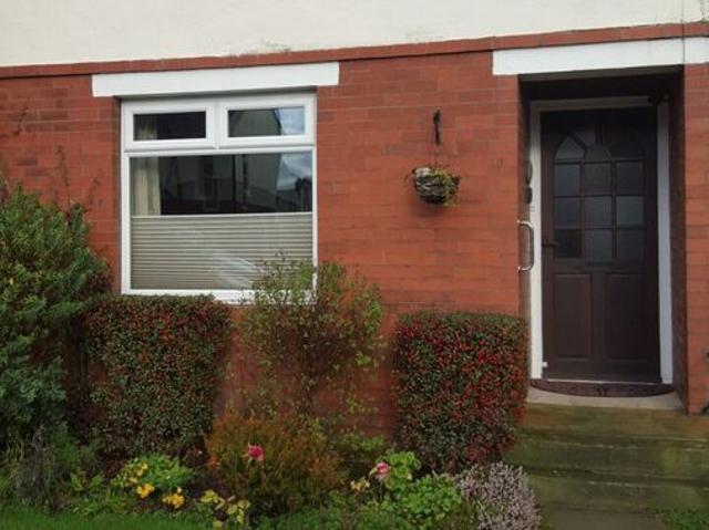 The Grove, Baildon, West Yorkshire BD17, 2 bed terraced house to rent, £875 pcm | PrimeLocation