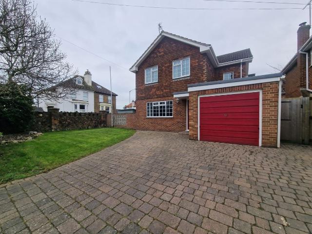 The Grove, Deal CT14, 3 bed detached house to rent, £1,650 pcm | PrimeLocation