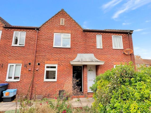 The Grove, Warminster, Wiltshire BA12, 2 bed terraced house to rent, £1,025 pcm | PrimeLocation