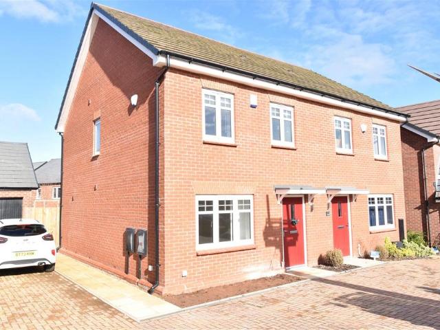 The Dovecote, Warwick 2 bed house to rent £1,595 pcm £368 pw