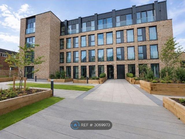 The Downs, Altrincham WA14, 2 bed flat to rent, £1,700 pcm | PrimeLocation