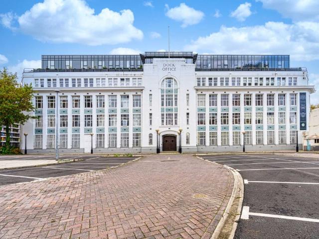 The Dock Office, Furness Quay, Trafford Road, Salford Quays M50, 1 bed flat to rent, £1,150 pcm | PrimeLocation