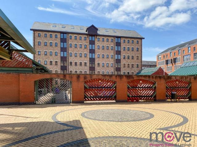 The Docks, Gloucester GL1 1 bed apartment to rent £1,000 pcm £231 pw
