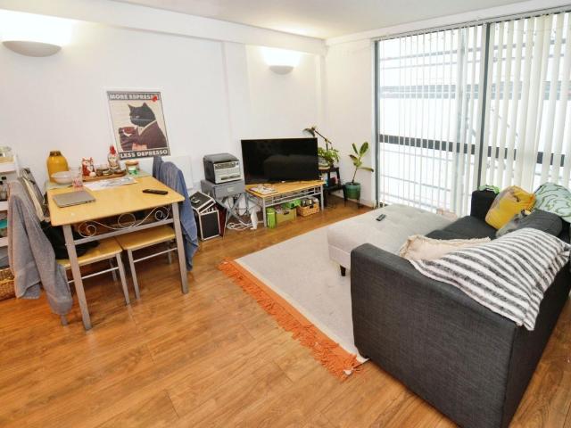 The Danube, 34 City Road East, Southern Gateway, Manchester M15, 2 bed flat to rent, £1,400 pcm | PrimeLocation