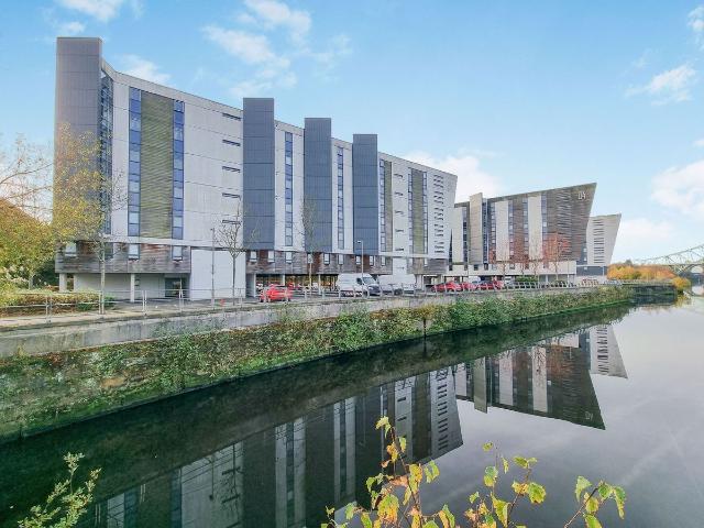 The Decks, Runcorn WA7, 2 bed flat to rent, £750 pcm | PrimeLocation