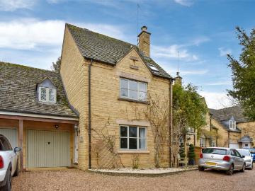 The Dell, Blockley, Moreton in Marsh. 3 bed terraced house to rent £1,850 pcm £427 pw