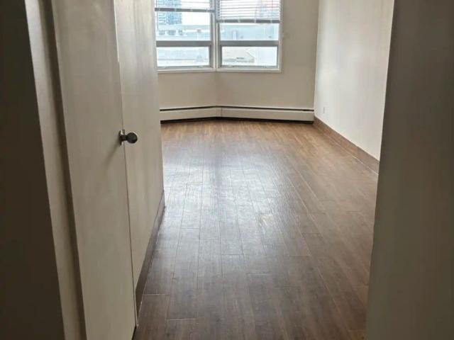 The District Apartments — Partly Renovated 1 Bed