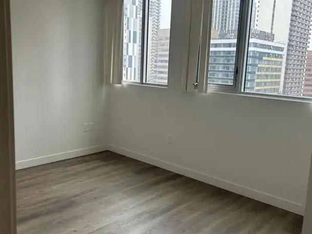 The District Apartments — Premium 1 Bed 1 Bath
