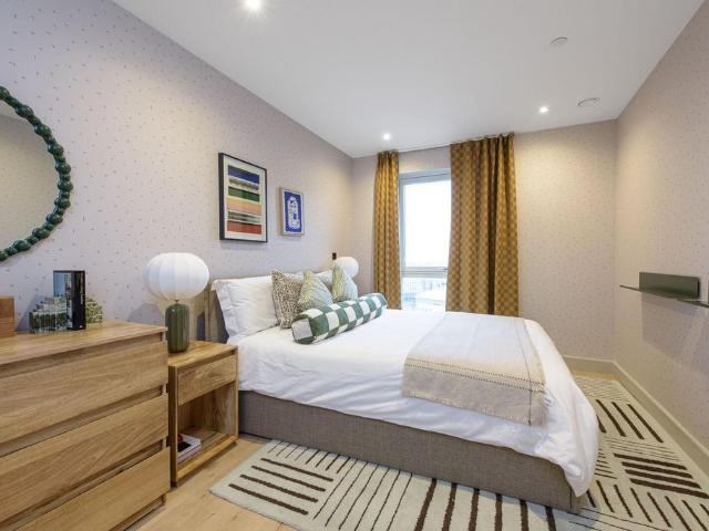 The Draper, Colindale, London, NW9 1 bed flat to rent £2,160 pcm £498 pw