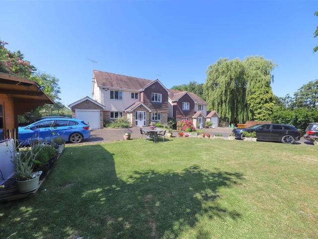 The Drive, Ickenham UB10, 6 bed detached house to rent, £5,000 pcm | PrimeLocation