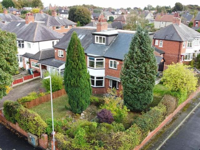 The Drive, Roundhay, Leeds 5 bed semi detached house to rent £2,000 pcm £462 pw