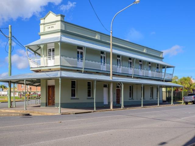 The Engineers Arms A Rare Opportunity to Own a Maryborough Landmark on 2 titles !