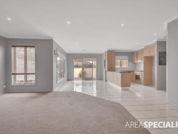 The Elegant Family home in the Heart of Point Cook