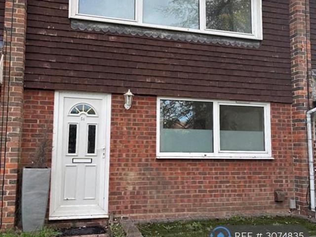 The Elms, Andover, SP10 3 bed terraced house to rent £1,450 pcm £335 pw